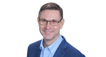 Headshot of Maxim Kovalsky